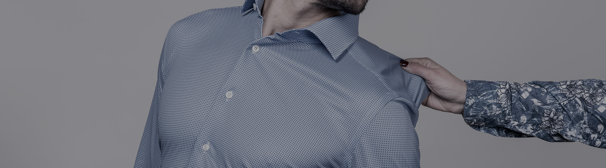 La camicia no-stiro